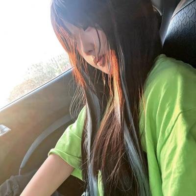 万军跪迎长公主回朝登基